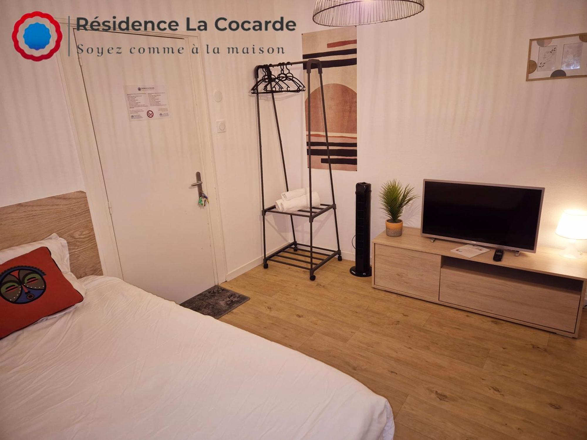 Residence La Cocarde, Suites Type Appartements ブールジュ エクステリア 写真