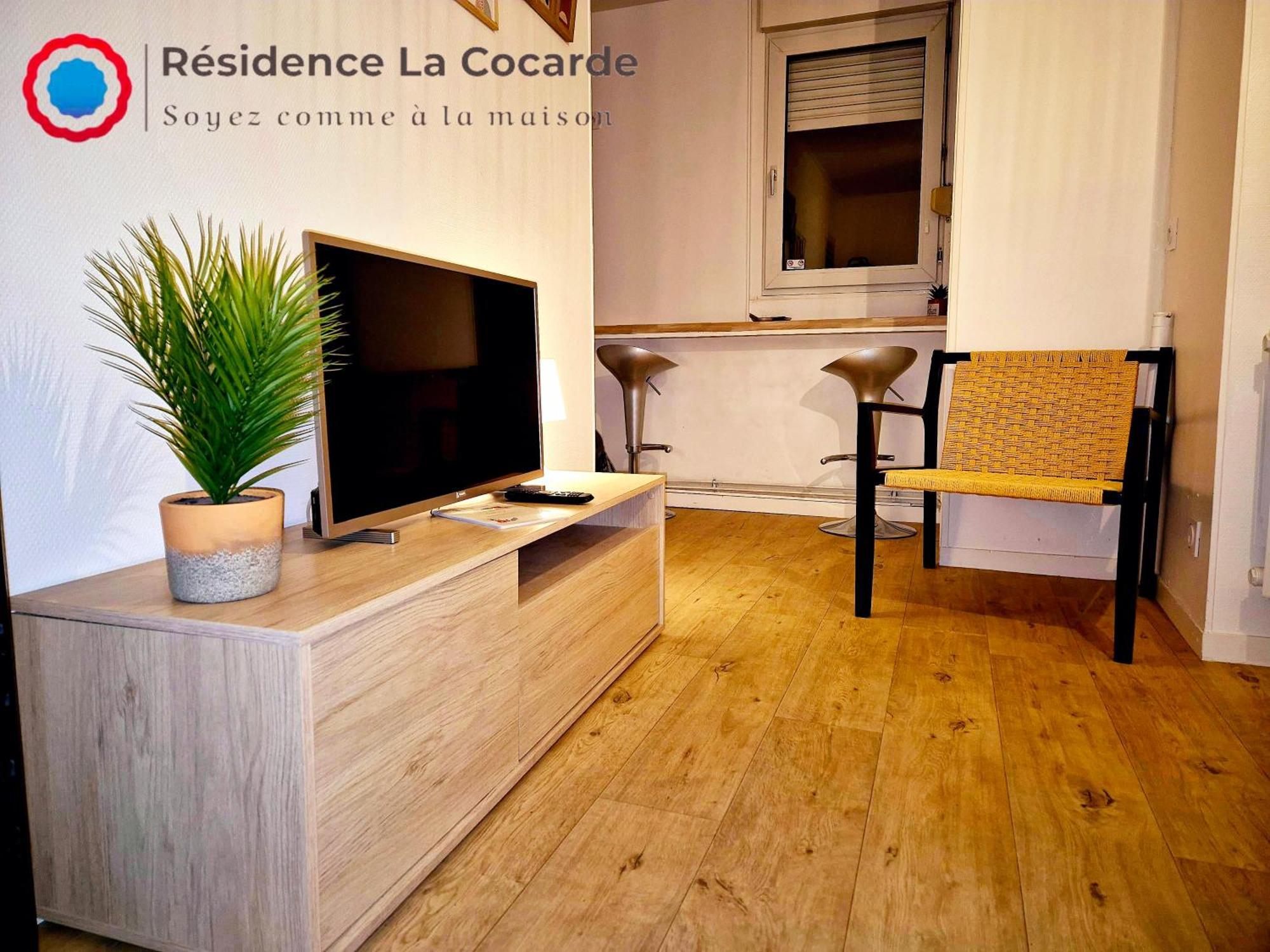 Residence La Cocarde, Suites Type Appartements ブールジュ エクステリア 写真