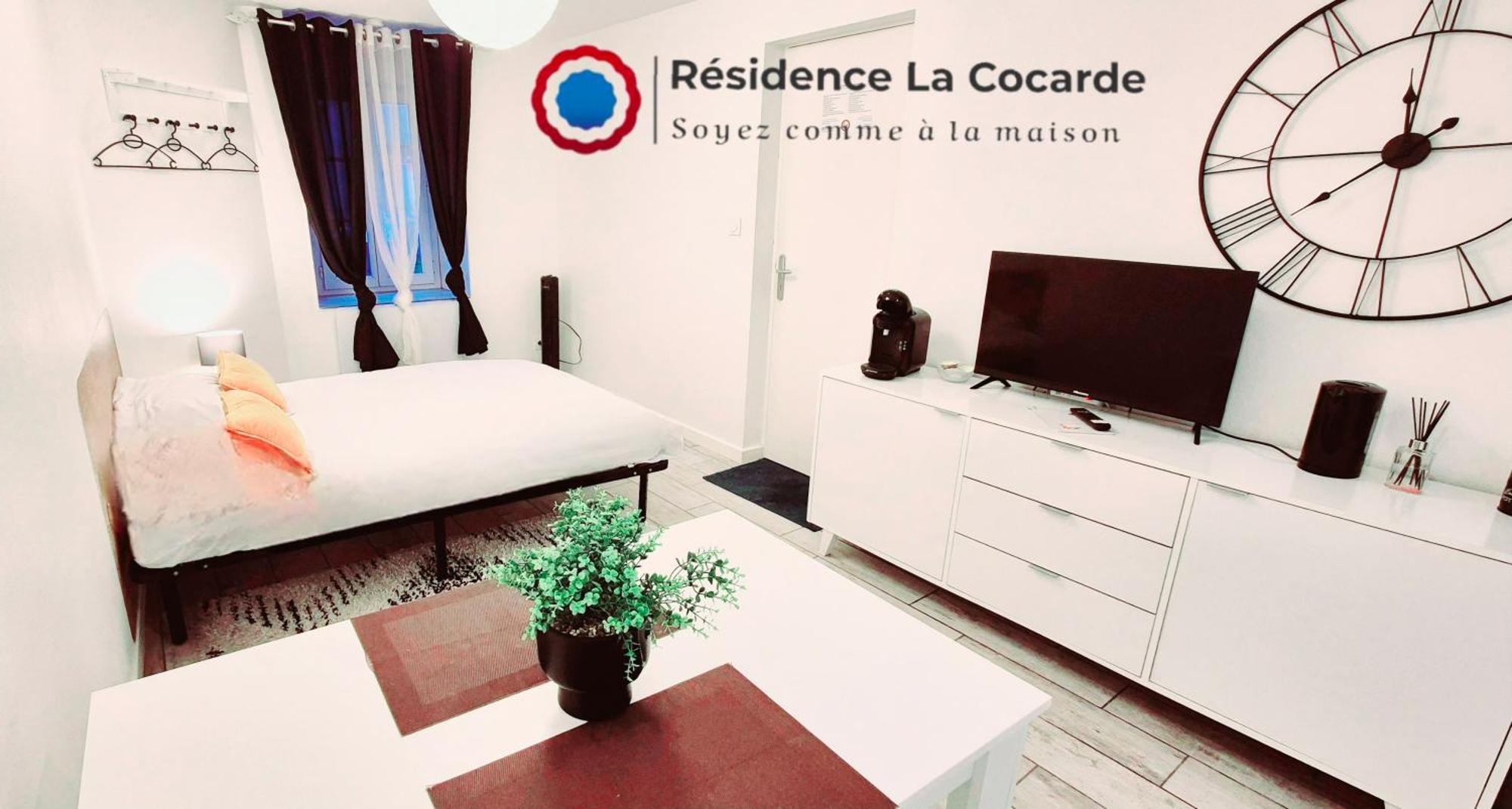 Residence La Cocarde, Suites Type Appartements ブールジュ エクステリア 写真